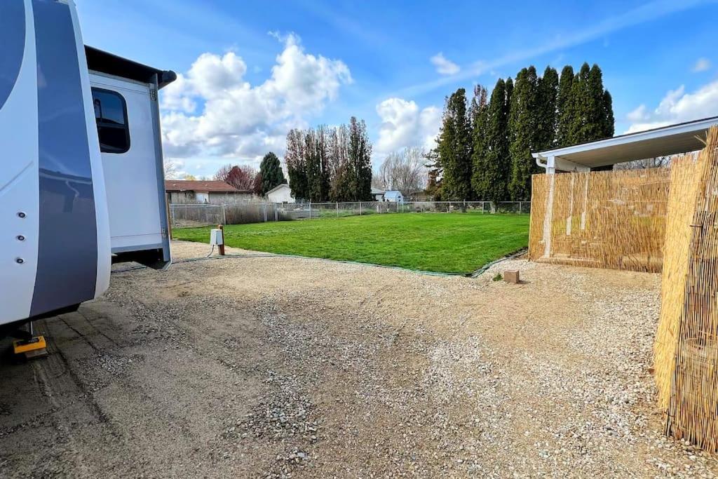Luxury Glamping Near Idaho Event Center In Nampa Lägenhet Exteriör bild